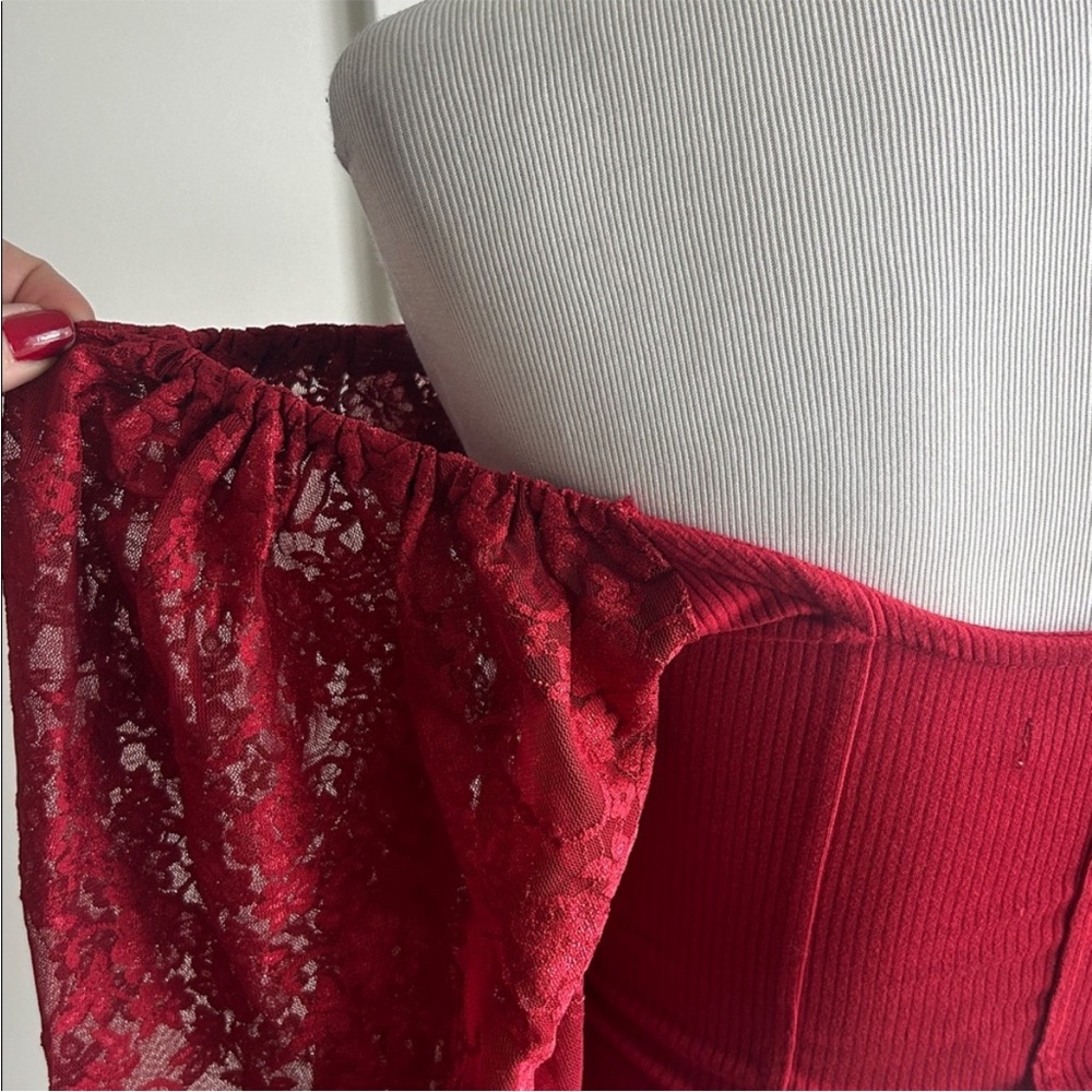 Urban Outfitters M Red Lace Detail stretchy crop Top with long sleeves - Picture 7 of 8